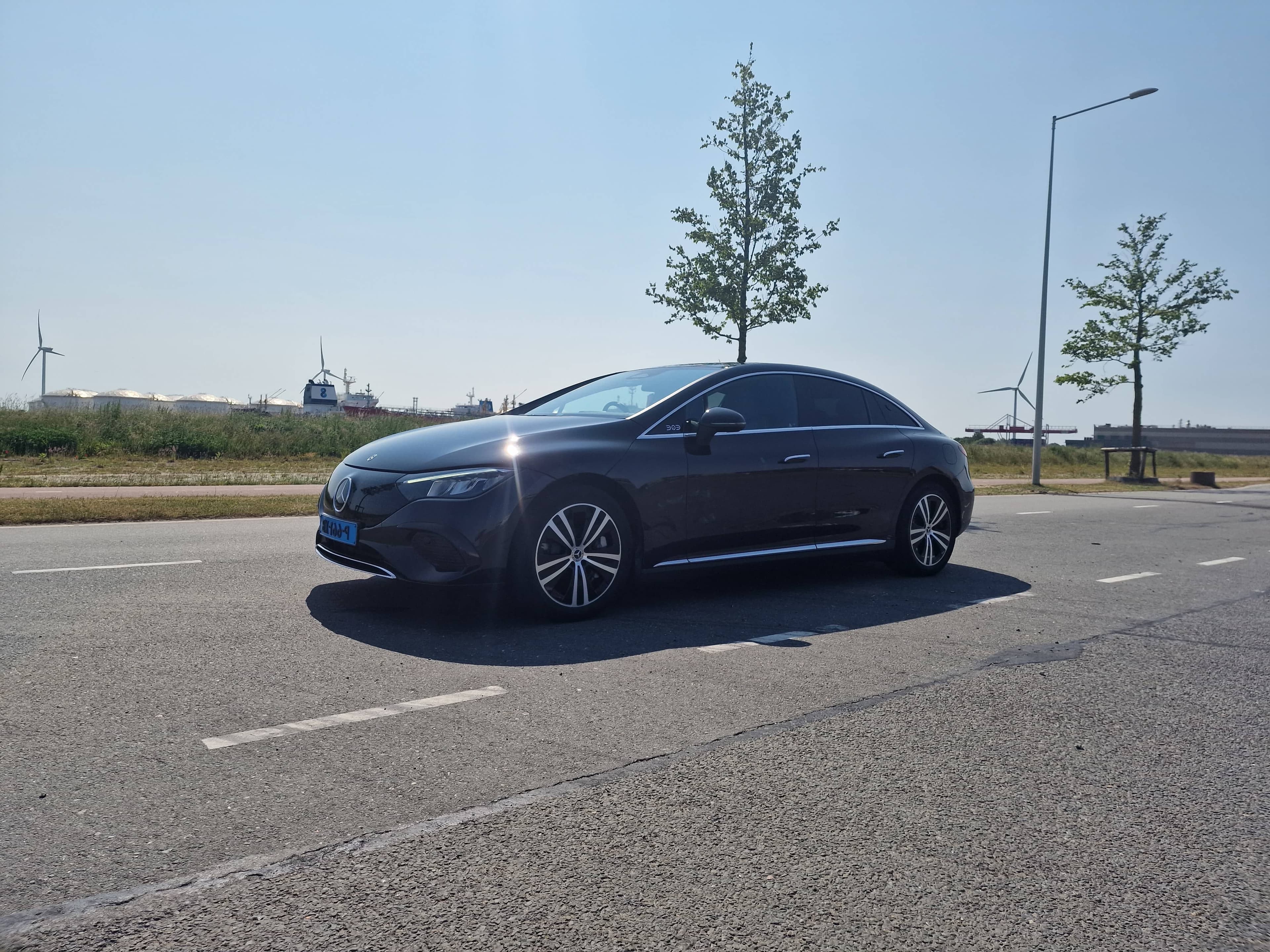 Mercedes EQE - View 1